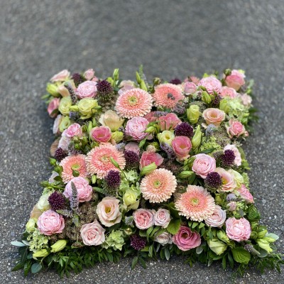 Blumenkissen mit Rosen, Germini, Eustoma